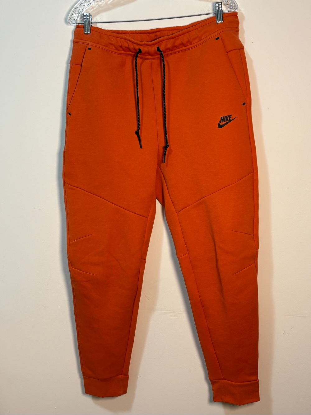 Nike Men’s Lobster Orange Jogger Sweatpants Size L